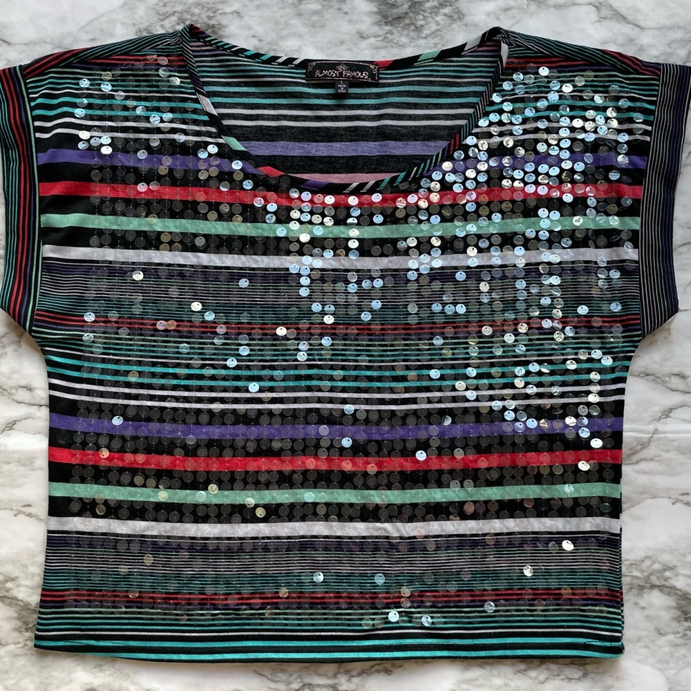 Almost Famous Sequins Layered Cropped Striped Short Sleeve Shirt Womens Size L